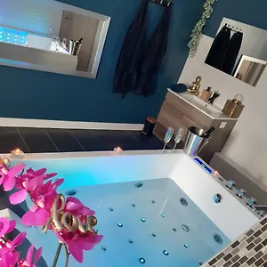 https://escapade-romantique-56.inbrittany.com
